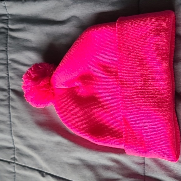 Mind Over Matter beanie - Picture 5 of 5